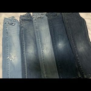 Boys size 7 Jean bundle has 2 pairs of Levi’s & 3 pairs of Children’s place